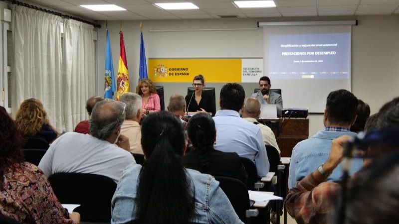 La Delegación acerca los recursos de la AGE a la población gitana