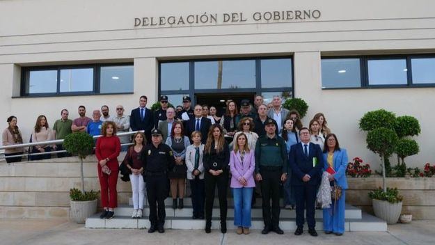 Melilla guarda un minuto de silencio en repulsa del último asesinato machista