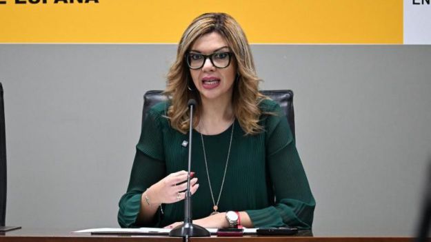 La Delegada de Melilla destaca que los empresarios deben liderar la creación de su Cámara de Comercio