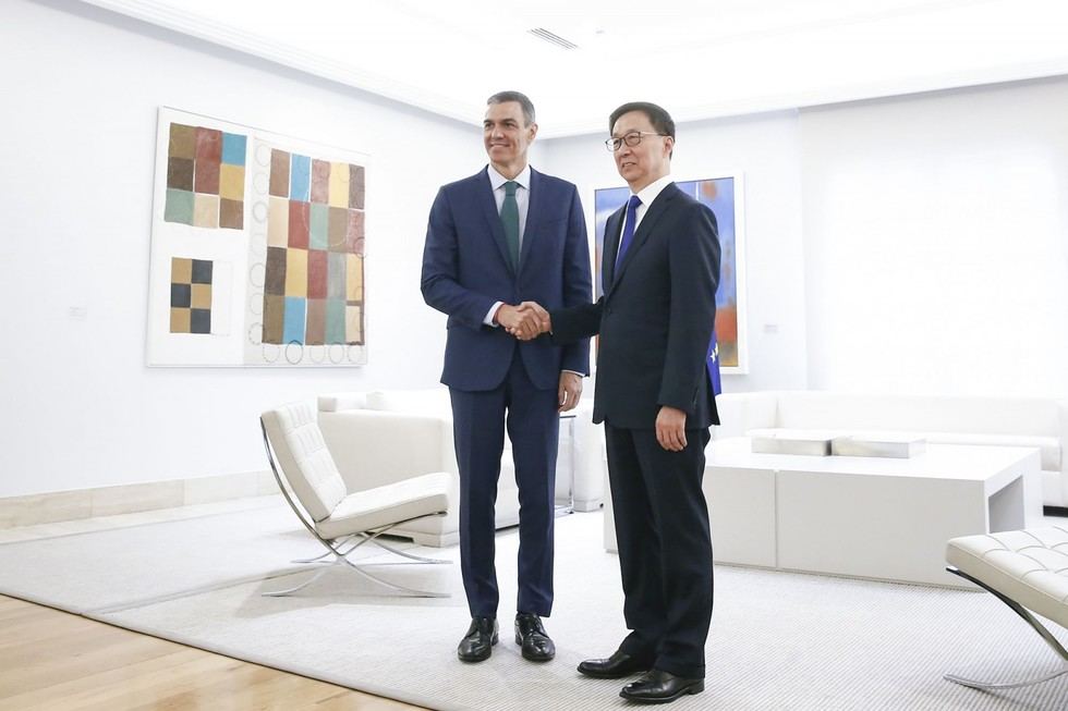 Sánchez se reúne con el vicepresidente chino para discutir economía y multilateralismo