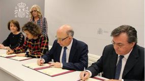 El Gobierno y Farmaindustria renuevan el Convenio por la sostenibilidad