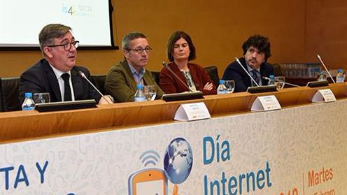 Marcial Marín destaca la competencia digital como uno de los principales ejes del Pacto de Estado Social y Político por la Educación