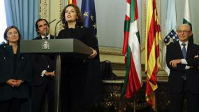 Soraya manda recaditos en un premio a la UE sobre nacionalismos