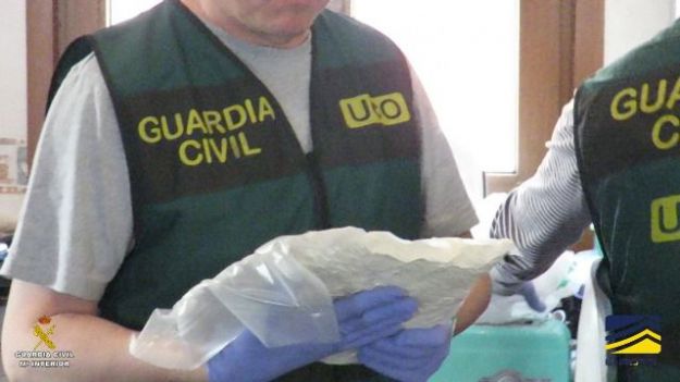 La Guardia Civil desmantela el mayor laboratorio de drogas sintéticas en España