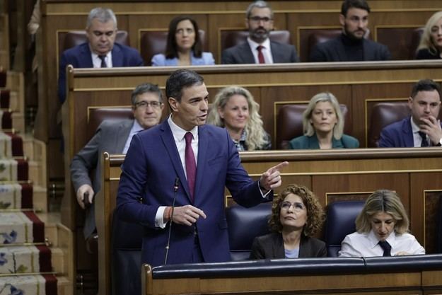 Sánchez destaca logros del Gobierno en vivienda y empleo