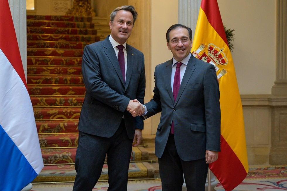 Albares y su par luxemburgués discuten cooperación internacional