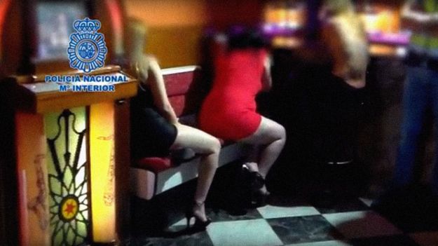 12 detenidos en una operación contra la explotación sexual de mujeres en clubes de alterne de Cádiz, Córdoba y Sevilla