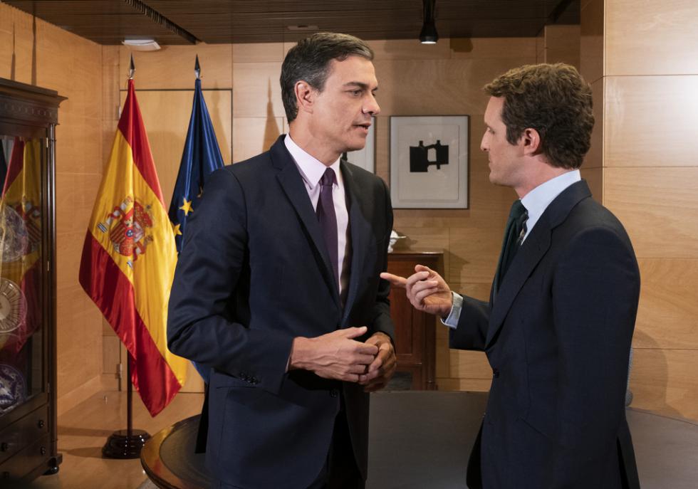 Casado: “Es Sánchez quien tiene la responsabilidad de desbloquear el proceso de investidura”