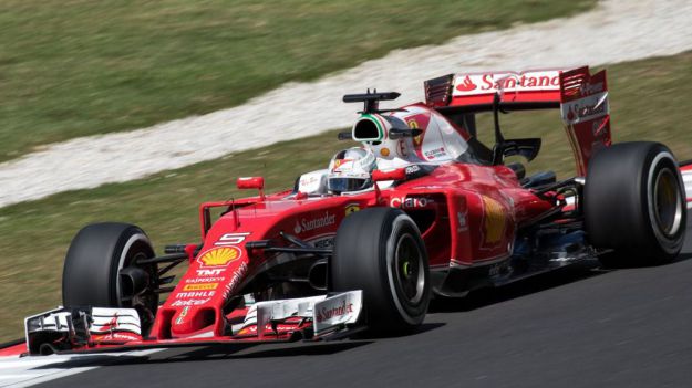 Vettel: “El coche eléctrico es la energía equivocada, es caro y no es tan limpio”