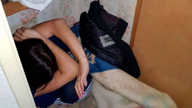 La policía de Murcia encuentra a una víctima de violencia de género en un armario