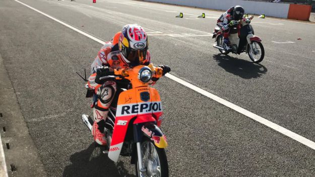 Dani Pedrosa empieza mal el año