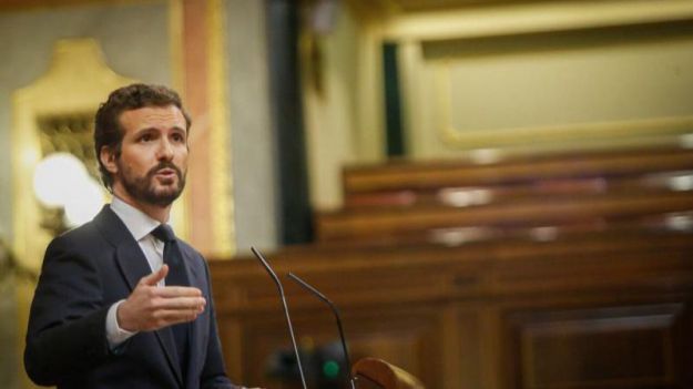 Casado apoya la prórroga tras denunciar la 'incompetencia' de Sánchez