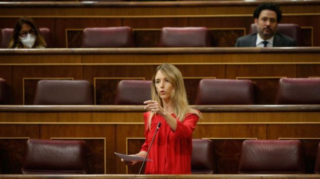 Álvarez de Toledo vuelve a enfrentarse a Calvo en el Congreso