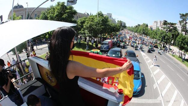 La protesta de Vox contra el Gobierno colapsa el centro de Madrid y de las principales ciudades españolas