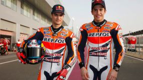 Márquez y Pedrosa se retan en montacespedes