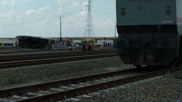 Accidente de tren: Descarrila un Alvia en Zamora tras arrollar a un vehículo