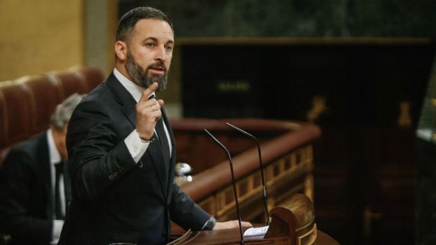 Abascal a Sánchez: 'Ustedes son la sucursal de unos progres multimillonarios y de unos narcodictadores comunistas'