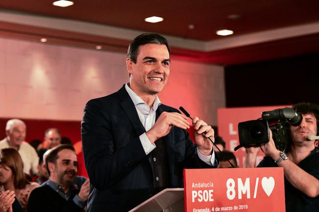 Sánchez: “Sólo hay dos opciones: Una España que mire al futuro o una España que retroceda 40 años”