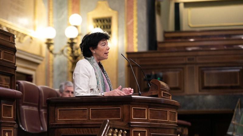 PP y Ciudadanos critican que Celaá anteponga su reforma y no solucione los problemas educativos y de la pandemia