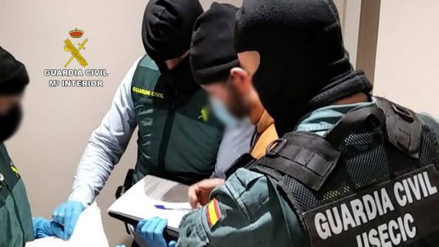 La Guardia Civil detiene en Madrid a un presunto miembro de Daesh