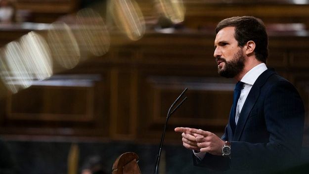 Casado apuesta por una 'abstención crítica' ante un Sánchez 'ausente'