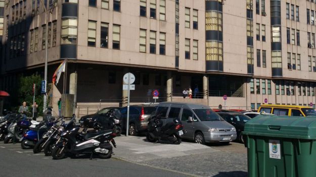 Un juzgado de Vigo prohíbe a un padre aproximarse a su hija durante nueve meses por abofetearla