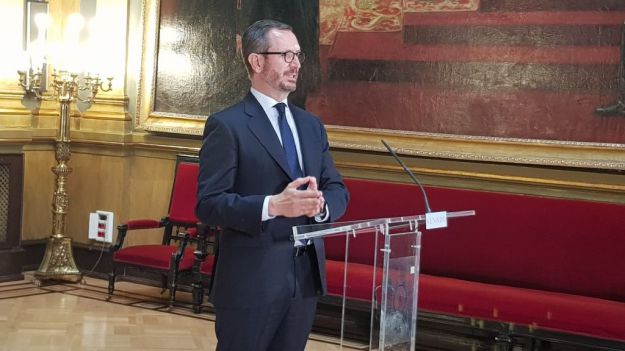 Maroto exige a Sánchez una 