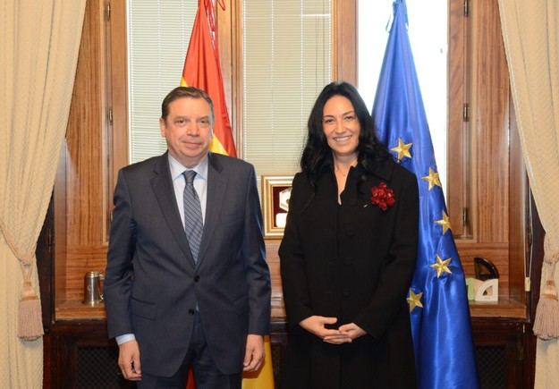 El ministro Planas se reúne con la embajadora de Turquía para fortalecer la cooperación agroalimentaria