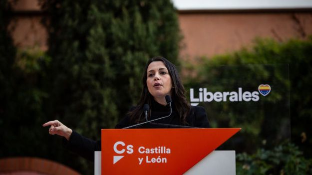 Arrimadas sobre el debate electoral: 'Mañueco tiene mucho miedo, por eso intentó que Igea no participase'