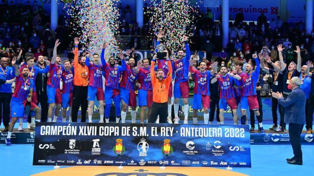 Balonmano: El Barça destroza las esperanzas vallesanas