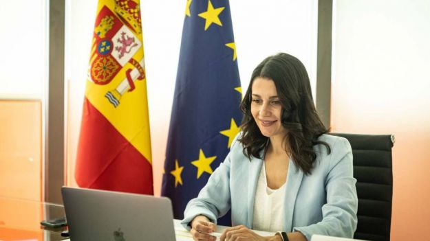 Arrimadas: "Llevaremos a cabo una refundación profunda del partido en los próximos seis meses"