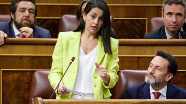 Arrimadas exige a Calviño una 'deducción fiscal temporal ante la enorme subida de las hipotecas'