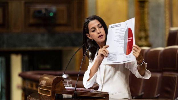 Arrimadas: 'Un país que destina la mitad de su gasto en pagar las pensiones y deuda no puede prosperar'