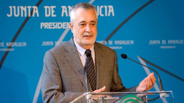 La Audiencia de Sevilla aplaza el ingreso en prisión del expresidente de la Junta condenado por el caso ERE