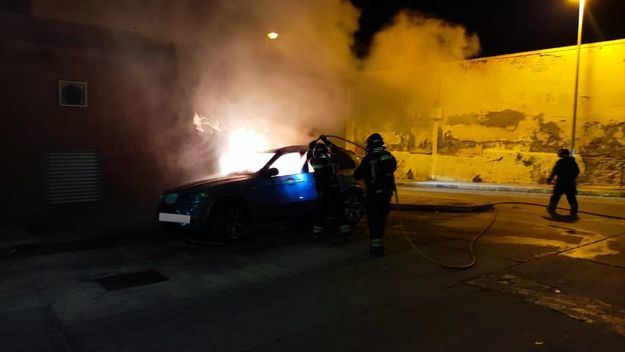 VOX Melilla muestra su apoyo a los Bomberos de la ciudad