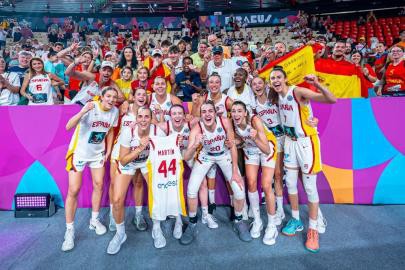 España avanza al PreMundial tras vencer a República Checa en Eurobasket 2025