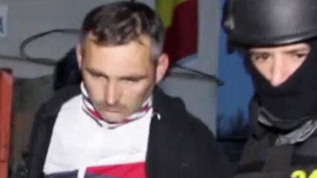 Detenido en Rumanía un hombre que enviaba vídeos a su expareja en los que torturaba a su hijo para obligarla a volver con él
