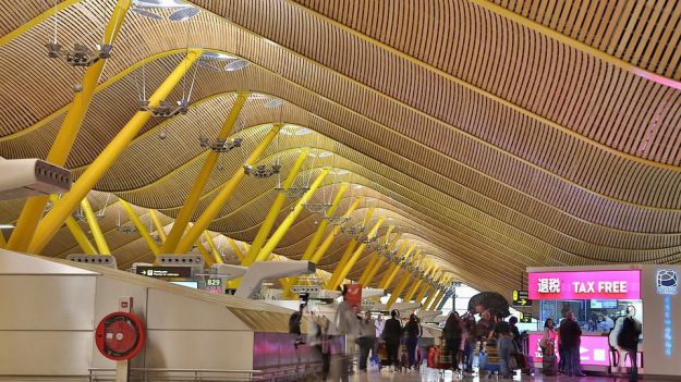 Los aeropuertos de Aena cierran enero con récord histórico de pasajeros y de carga