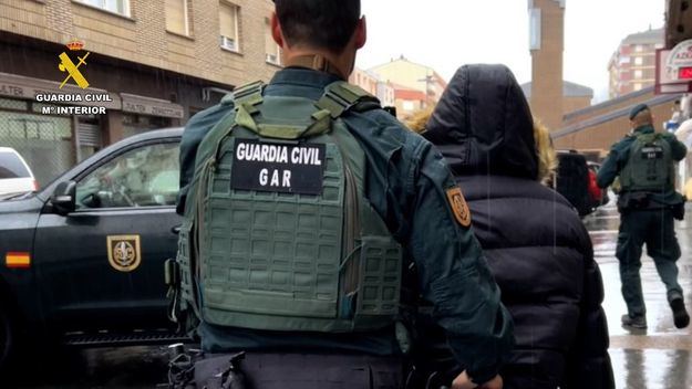 La Guardia Civil detiene en País Vasco a ocho miembros de los Trinitarios