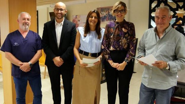 Imserso y AECC firman un convenio para el uso de un banco de ayudas técnicas para pacientes oncológicos