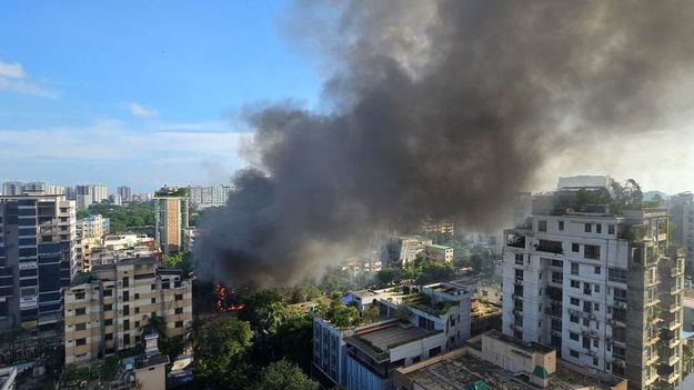 Bangladesh: Más de 300 muertos en protestas