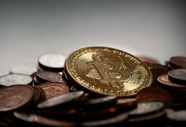 Un Bitcoin físico podría valer 10 veces más que su versión digital