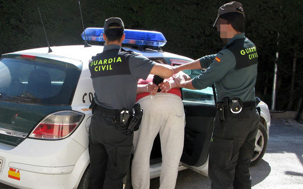 La Guardia Civil detiene a un individuo por pertenencia a la organización terrorista ETA