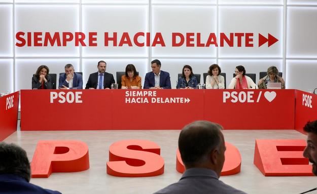 Ábalos: “Los españoles no perdonarán a quienes pongan en solfa la legislatura”