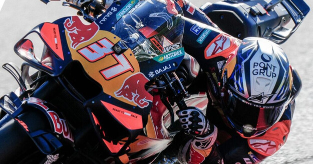 Pedro Acosta domina la primera jornada en el Red Bull Ring de Austria