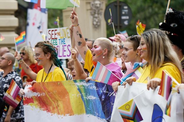 Activistas LGTBI+ alertan sobre el retroceso de derechos en Europa