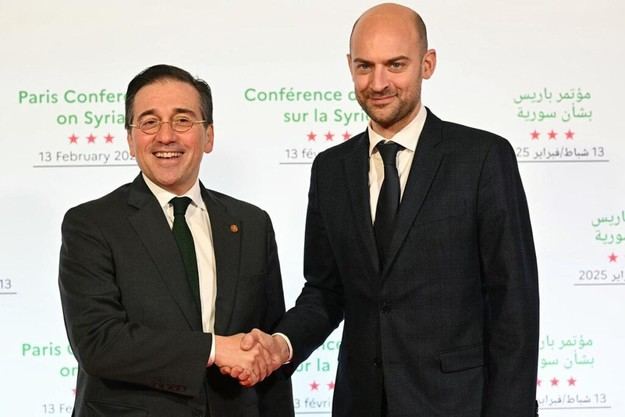 Albares asiste a la Conferencia de París para fortalecer la ayuda a Siria