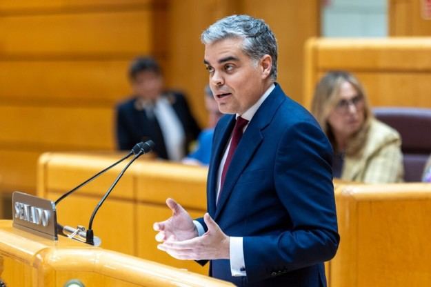 Azpitarte denuncia corrupción en la Federación de Pelota y critica al Gobierno