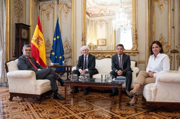 Bolaños busca mejorar el Servicio Público de Justicia en reunión con abogados españoles