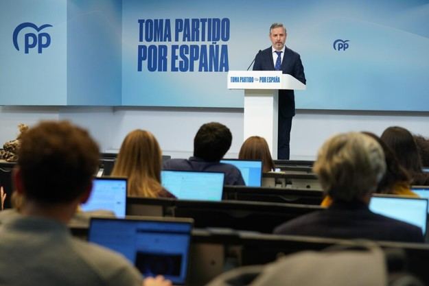 Bravo critica que los españoles pagan 3.500 euros más en impuestos y reciben menos servicios bajo Sánchez